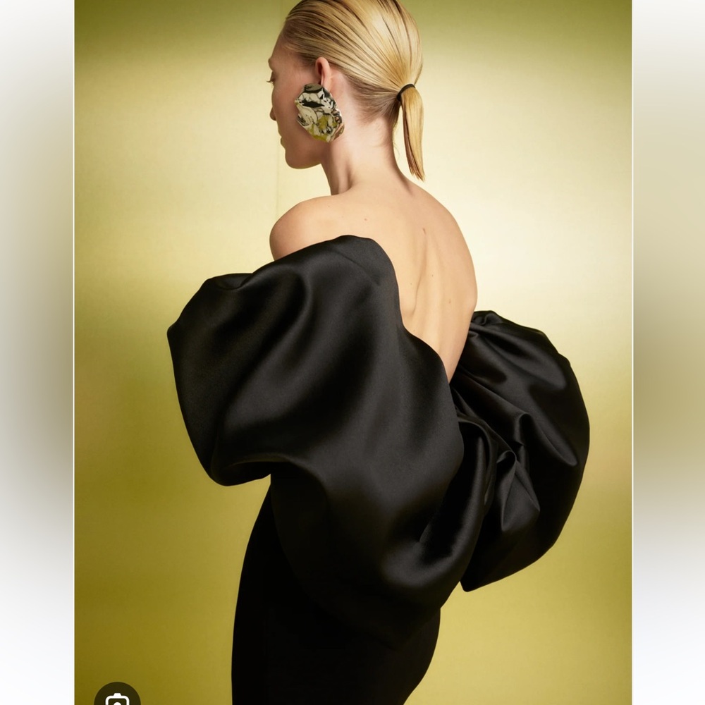 Solace London Strapless Black Gown - Picture 2 of 10